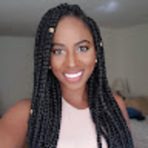 Meet your Posher, Justine-renee